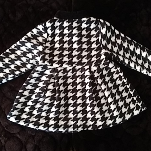 Jillion's Closet  Hounds Tooth Valor Fleece Jacket - Picture 7 of 15